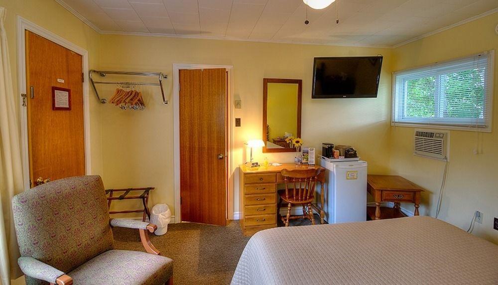Picket Fence Motel St. Andrews By The Sea Ngoại thất bức ảnh